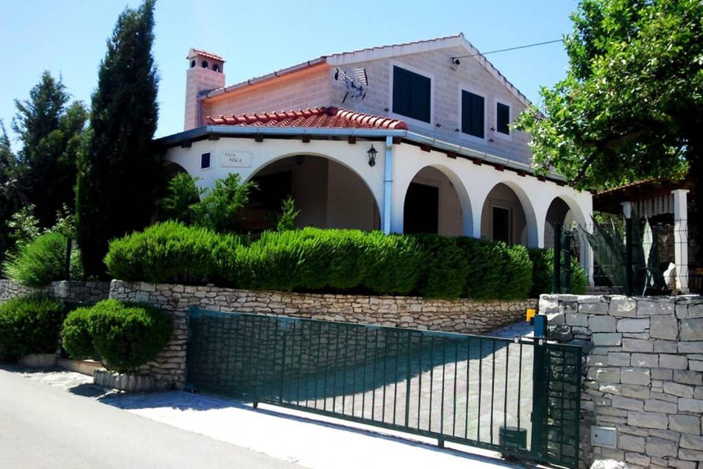 Charming Villa Nika With The Pool Supetar Ngoại thất bức ảnh