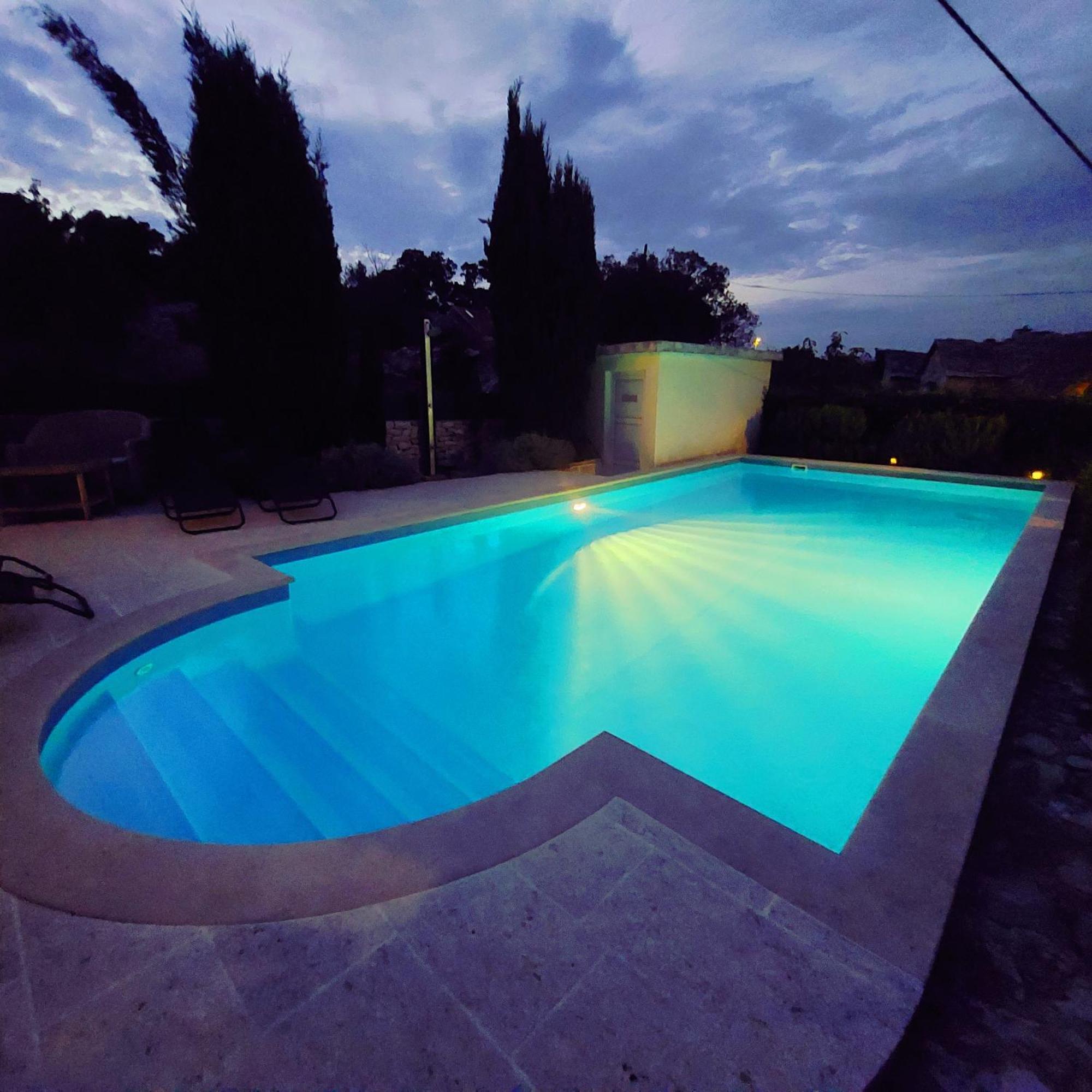 Charming Villa Nika With The Pool Supetar Ngoại thất bức ảnh