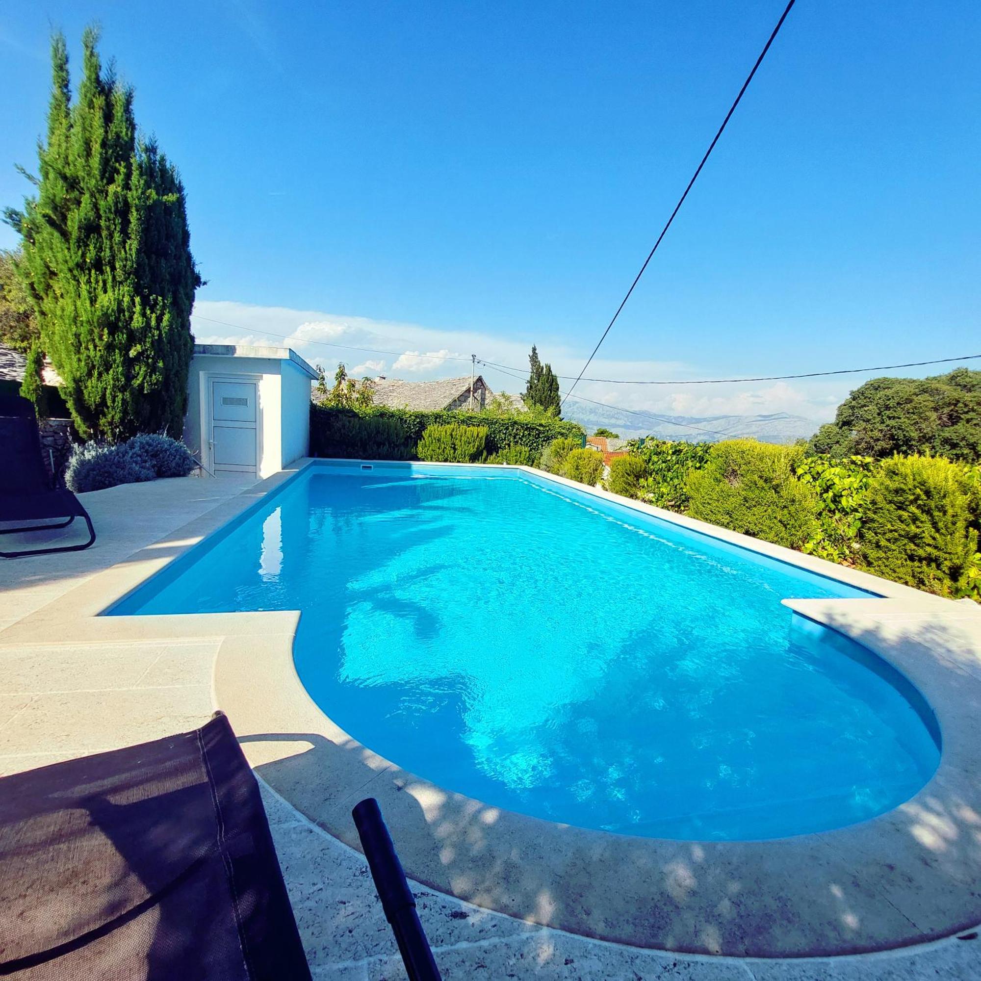 Charming Villa Nika With The Pool Supetar Ngoại thất bức ảnh