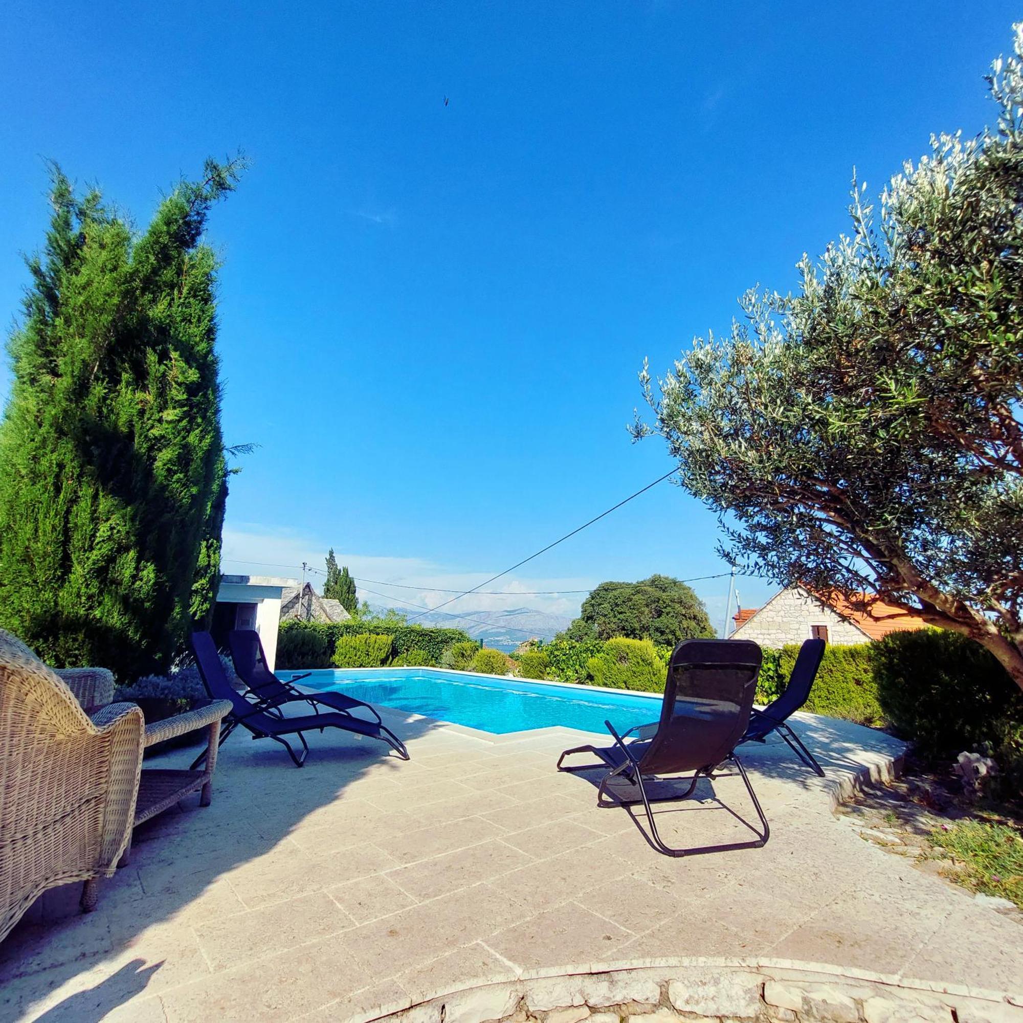 Charming Villa Nika With The Pool Supetar Ngoại thất bức ảnh